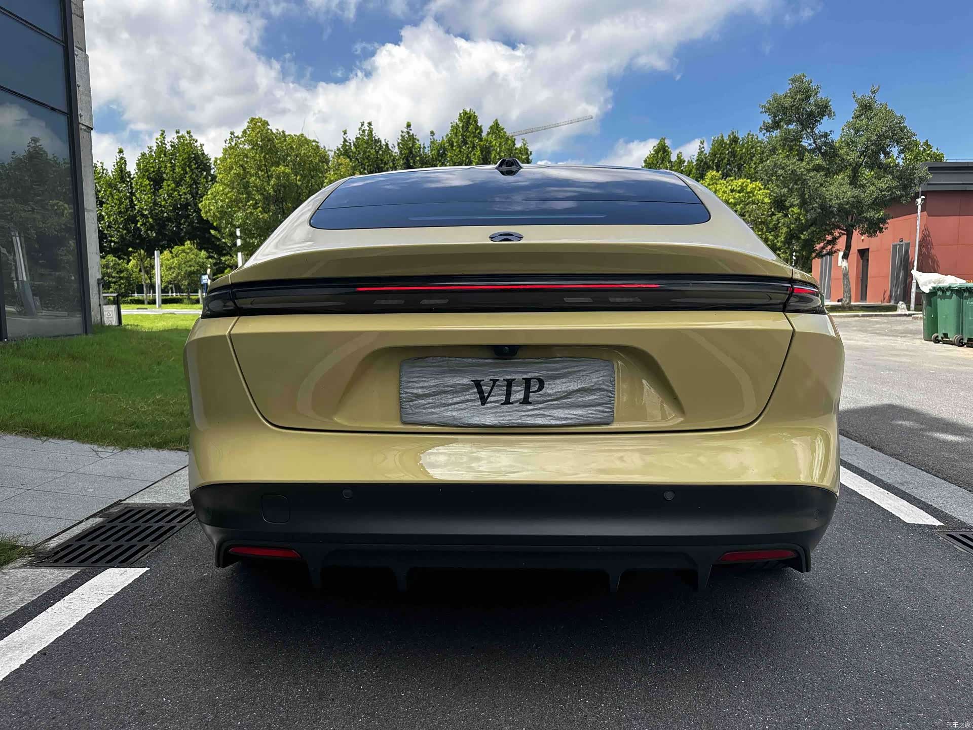 NIO ET5, 2023 8