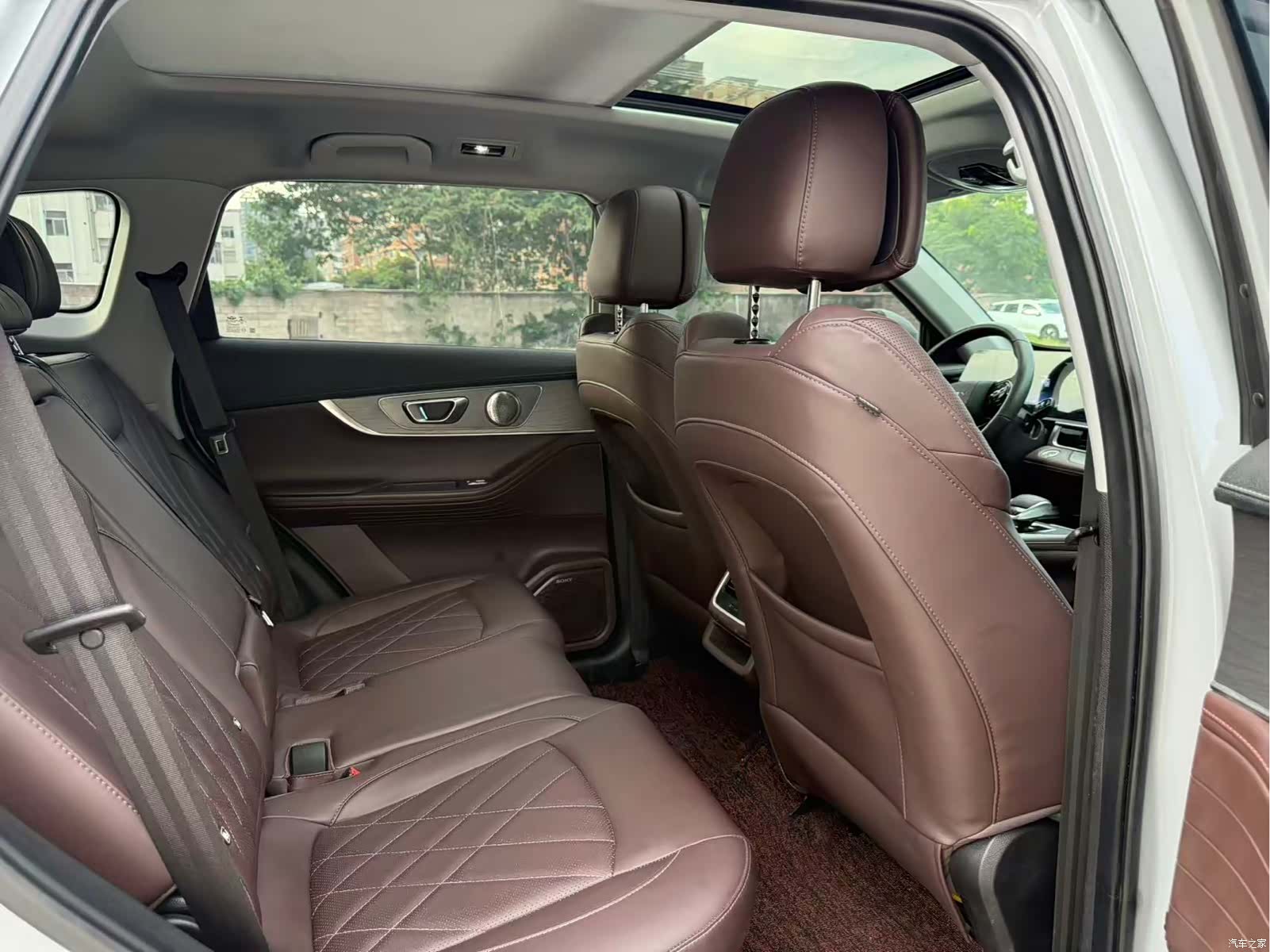 Chery Tiggo 8, 2022 10