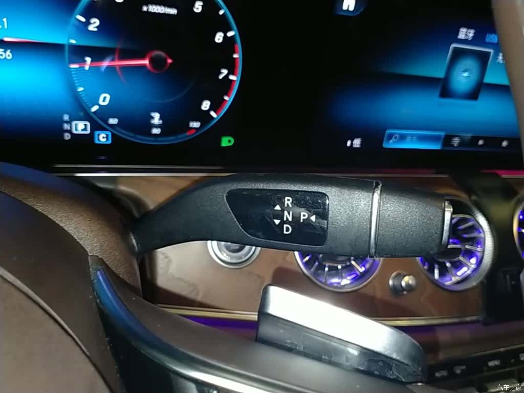 Mercedes-Benz E-Class, 2021 14