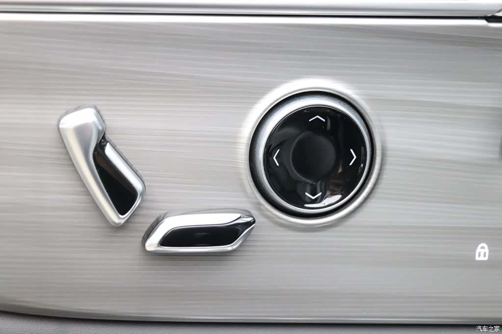 Buick GL8, 2024 13