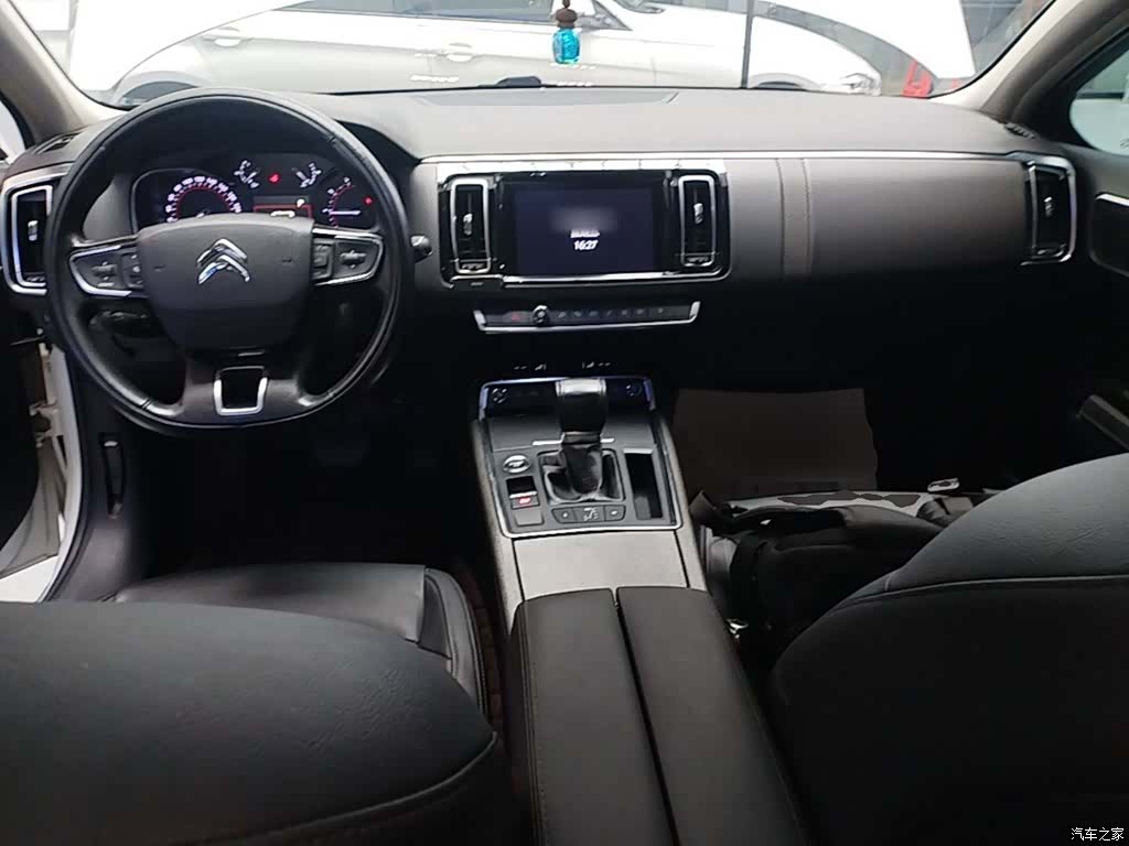 Citroen C6, 2019 10