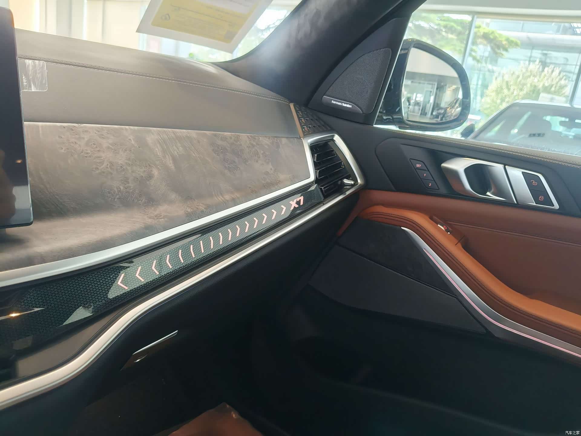 BMW X7, 1900 11