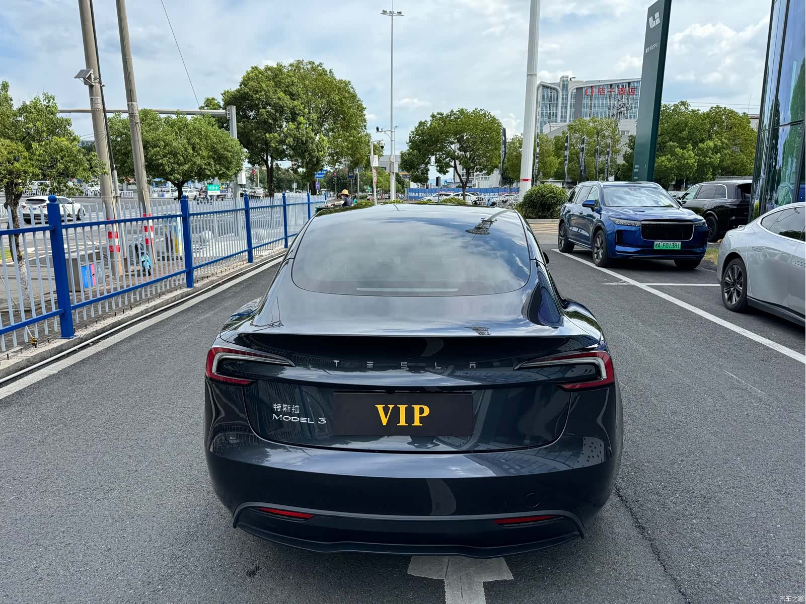 Tesla Model 3, 2024 все фото