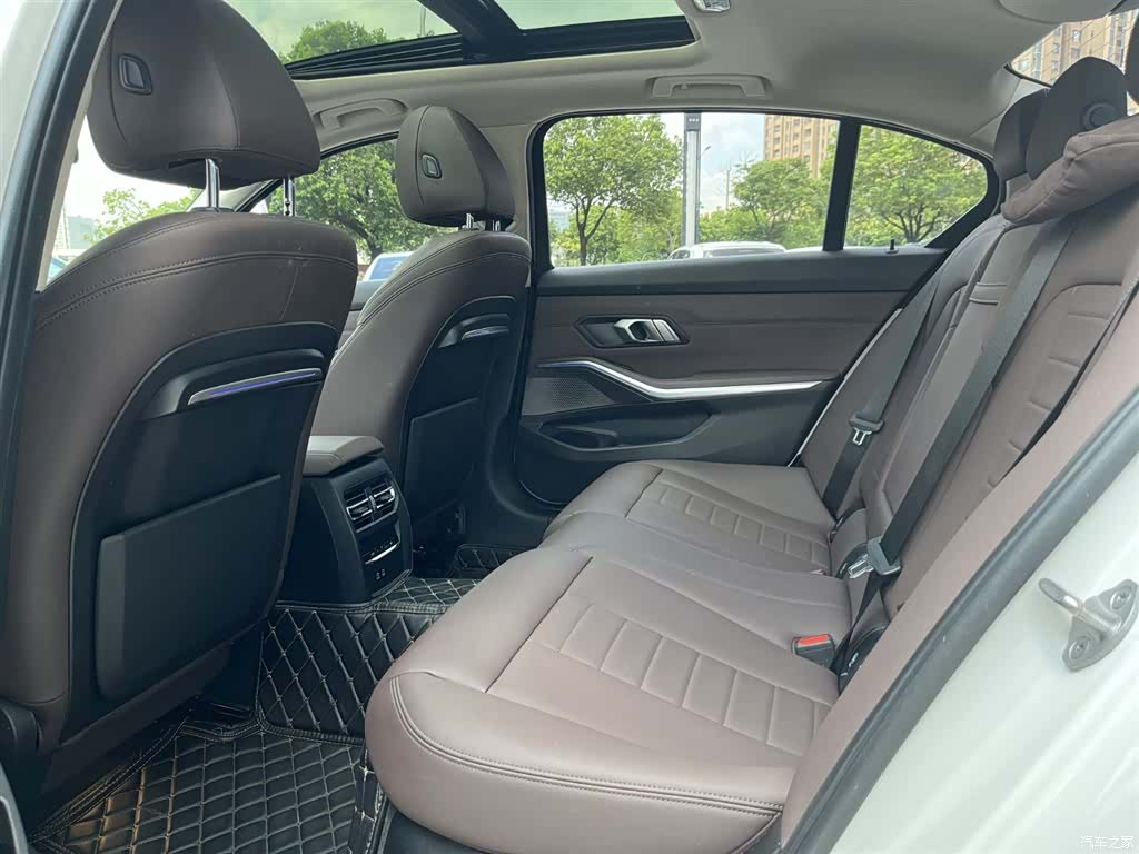 BMW 3 Series, 2021 17