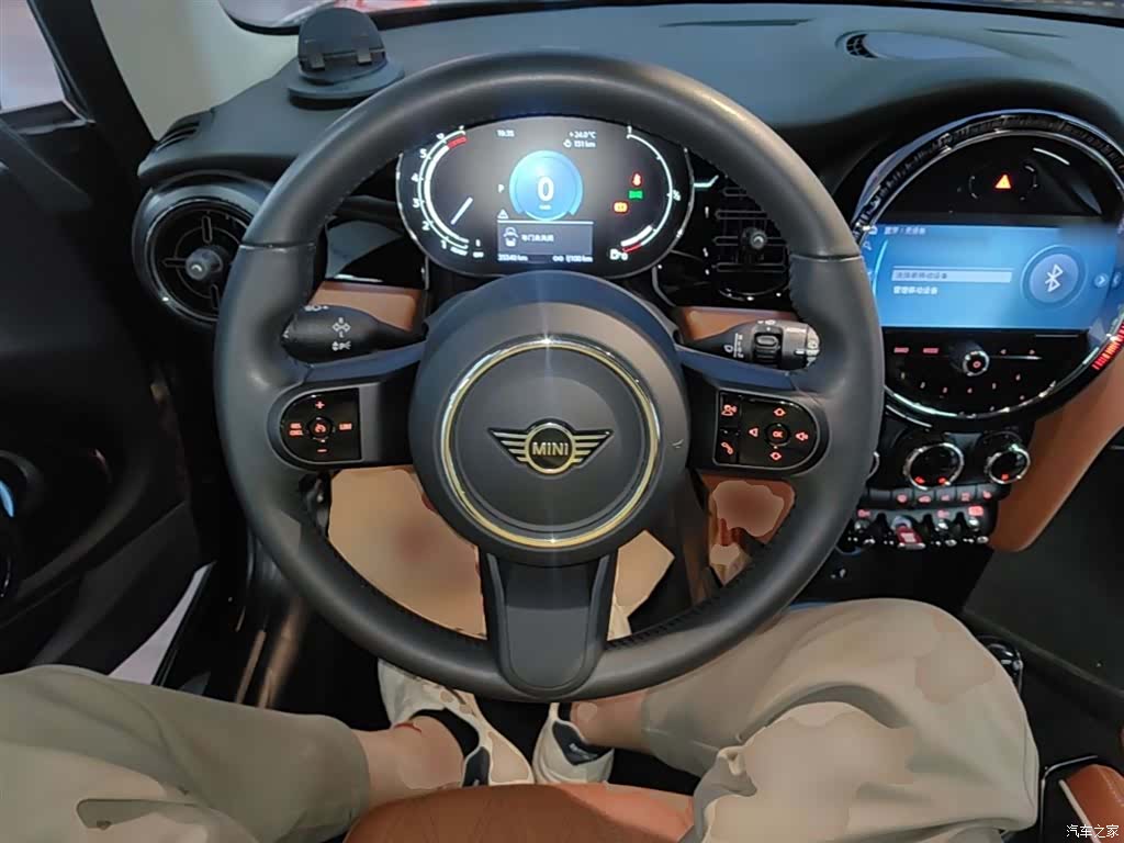 Mini Cooper, 2023 11