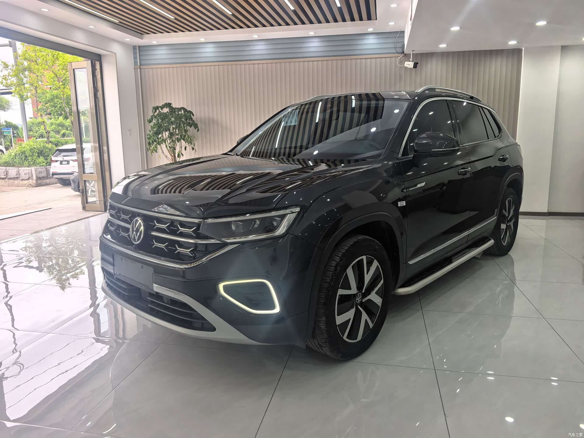 Volkswagen Tayron, 2023 1