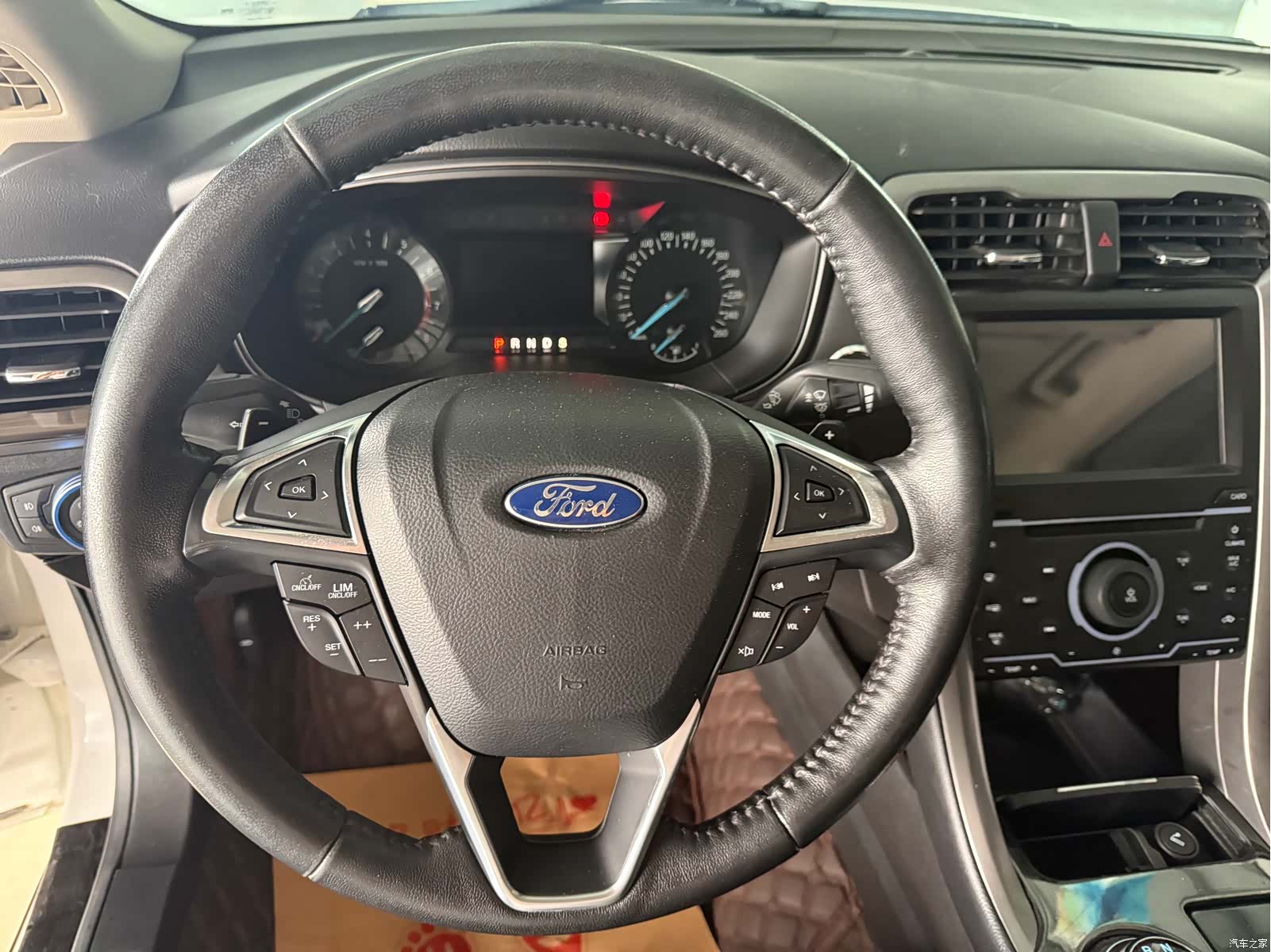 Ford Mondeo, 2018 12