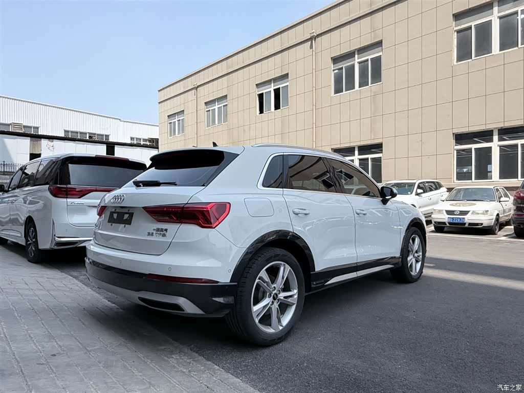 Audi Q3, 2023 все фото
