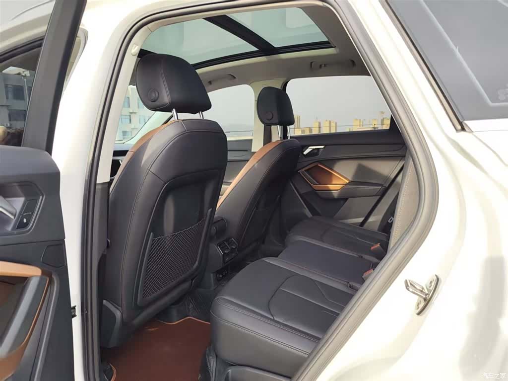 Audi Q3, 2023 12