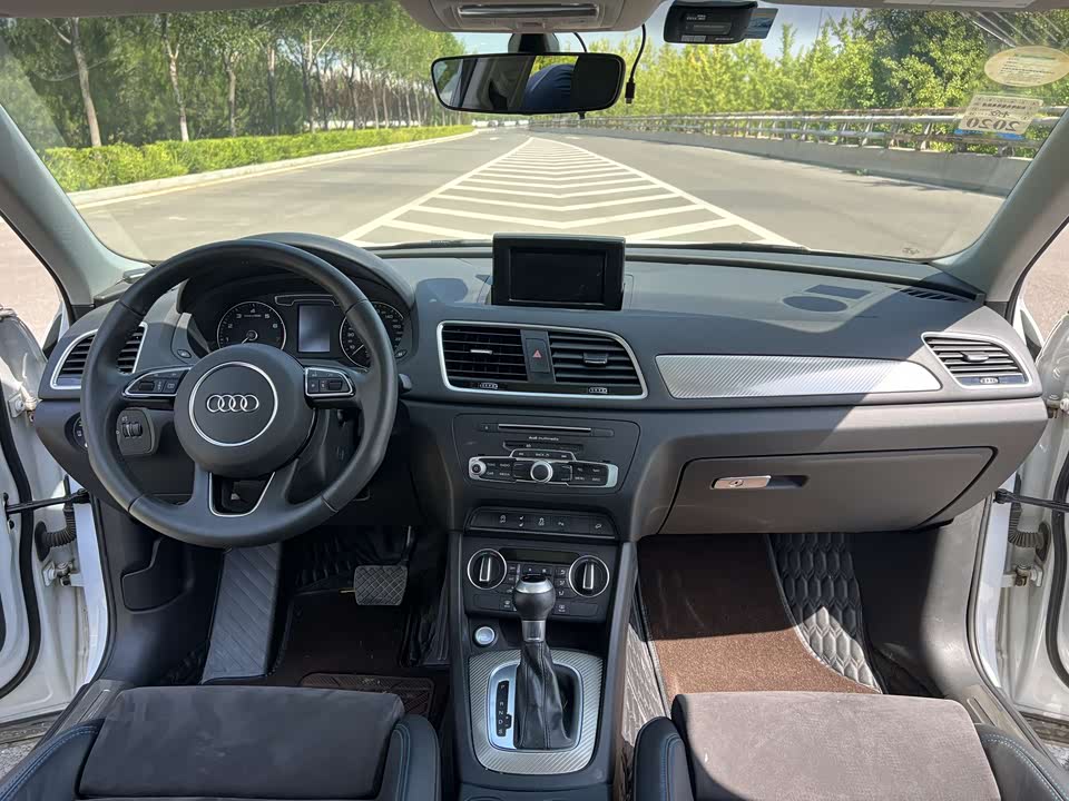 Audi Q3 Audi Q3