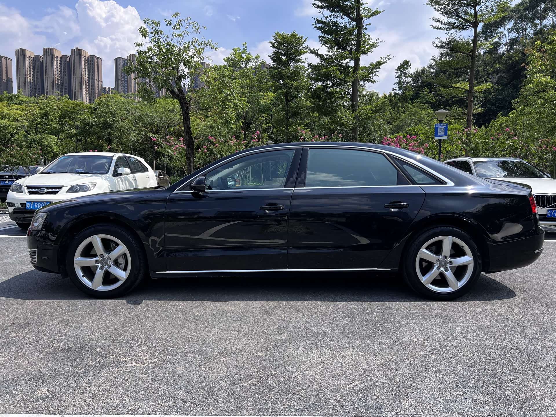 Audi A8L, 2012 15
