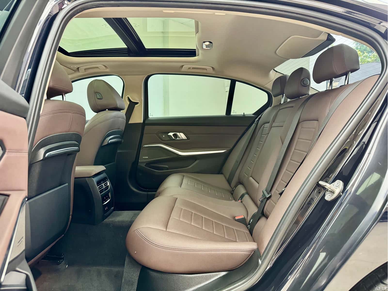 BMW 3 Series, 2021 9