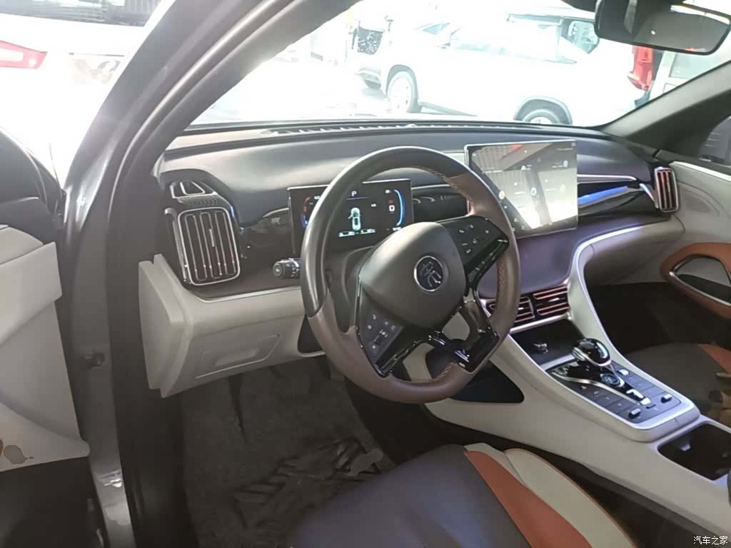 BYD Song, 2023 10