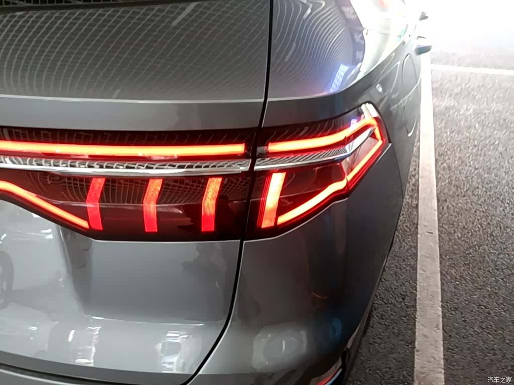 BYD Song, 2023 8