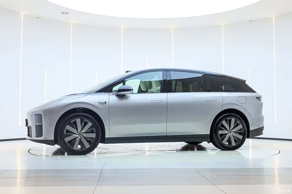 Li Auto i6, 2025 8