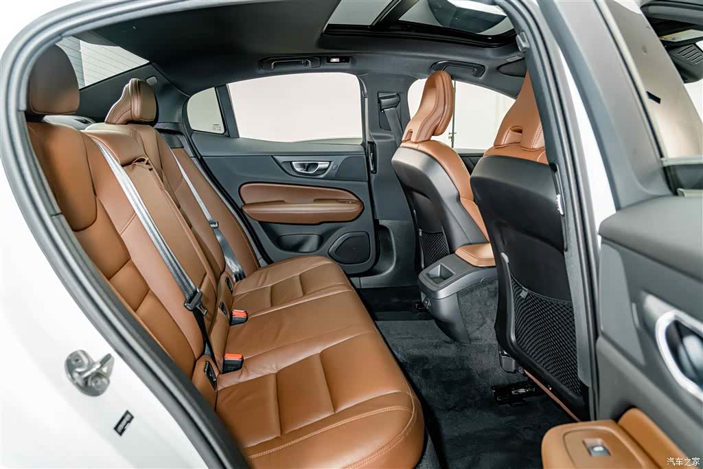 Volvo S60, 2024 20