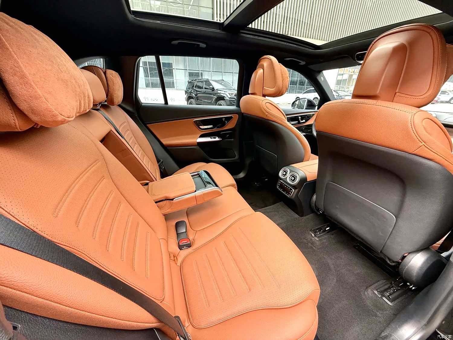 Mercedes-Benz GLC, 2024 все фото