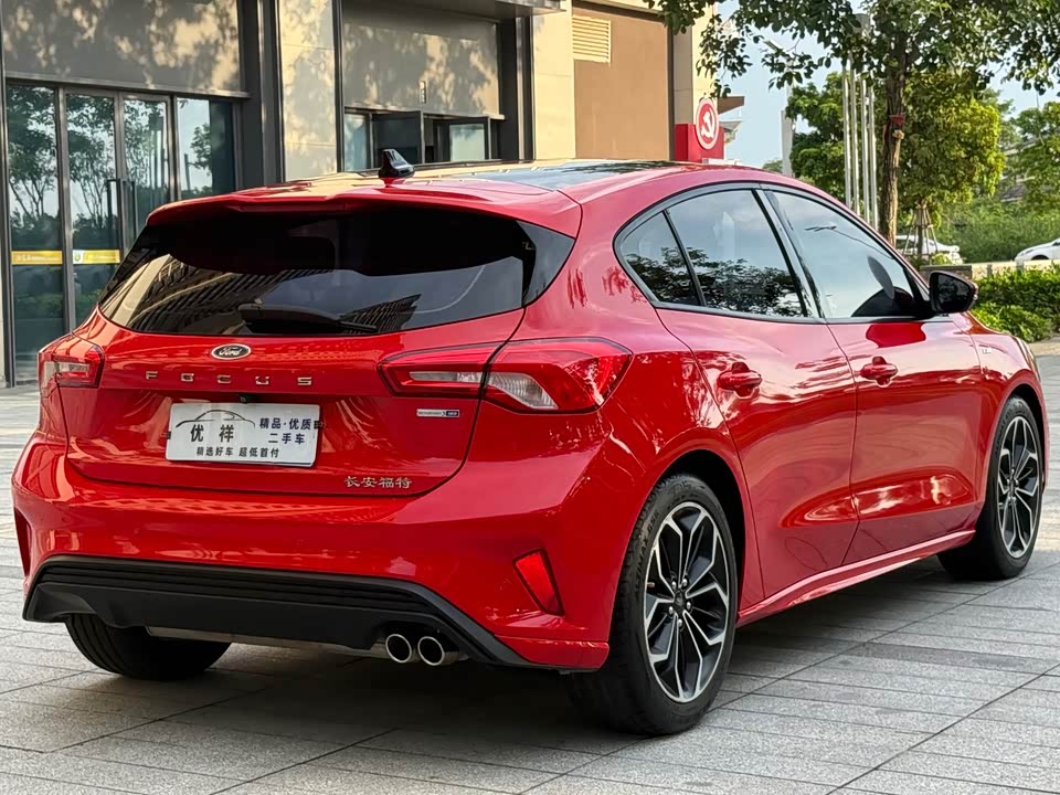 Ford Fox