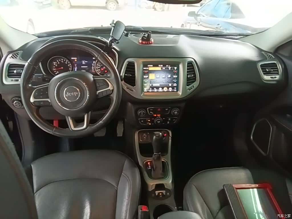 Jeep Compass, 2017 10