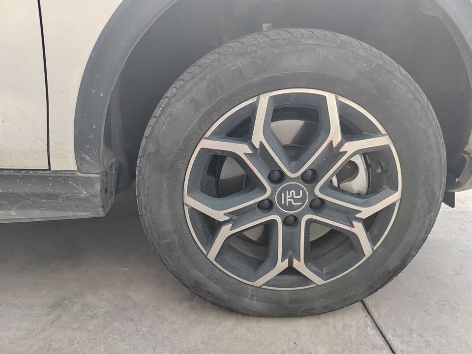 BYD Yuan Pro BYD Yuan Pro