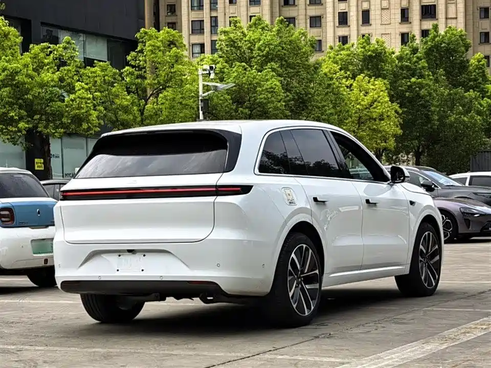 Li Auto Ideal L6