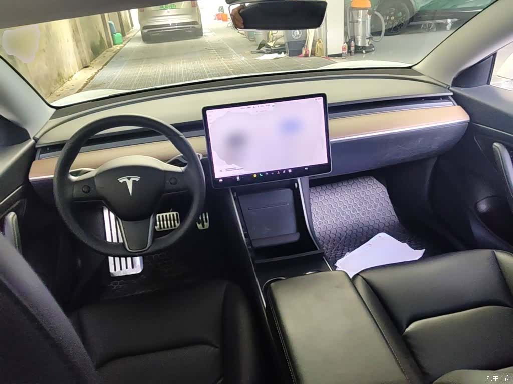 Tesla Model 3, 2020 10