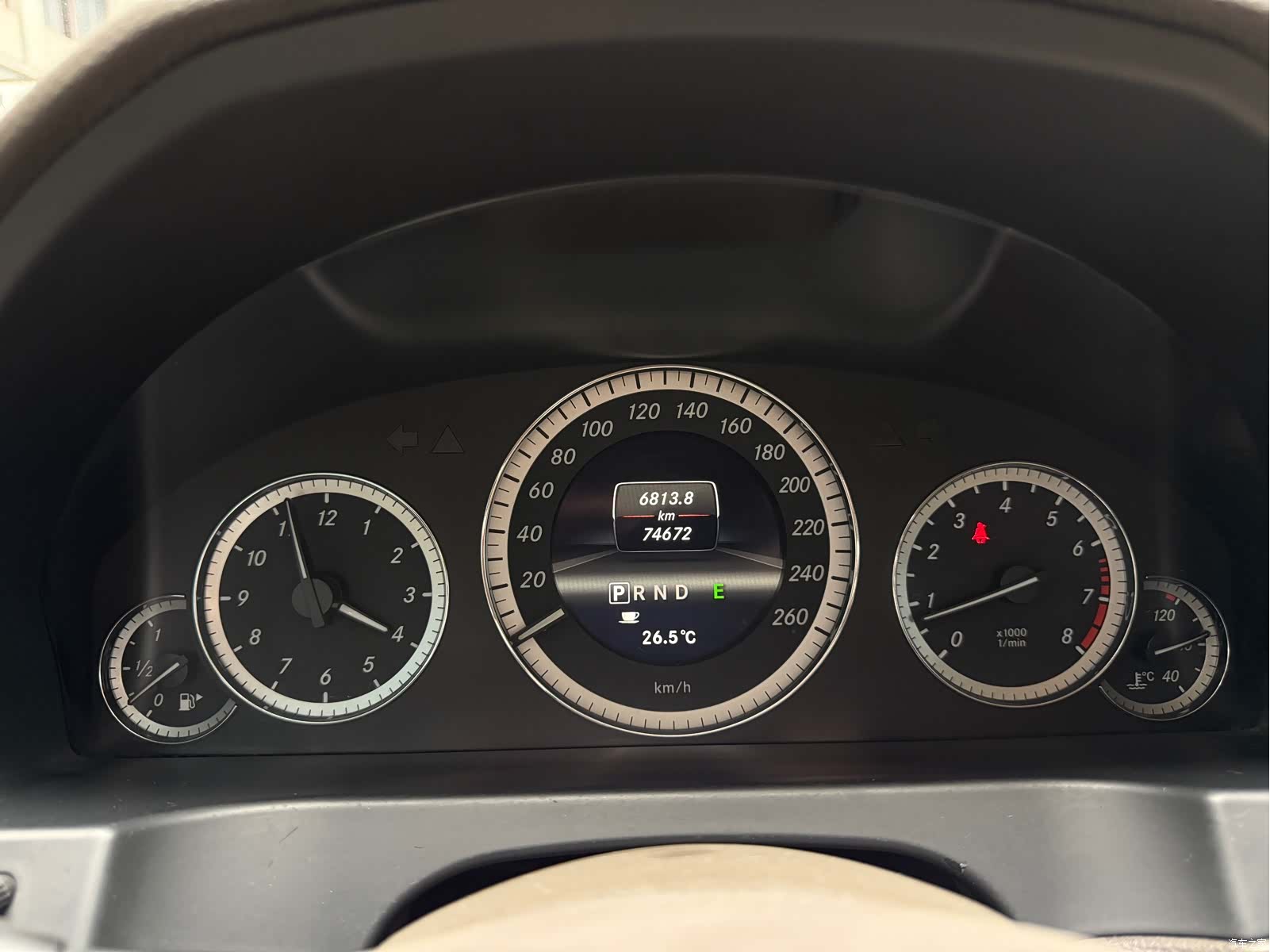 Mercedes-Benz E-Class, 2013 11