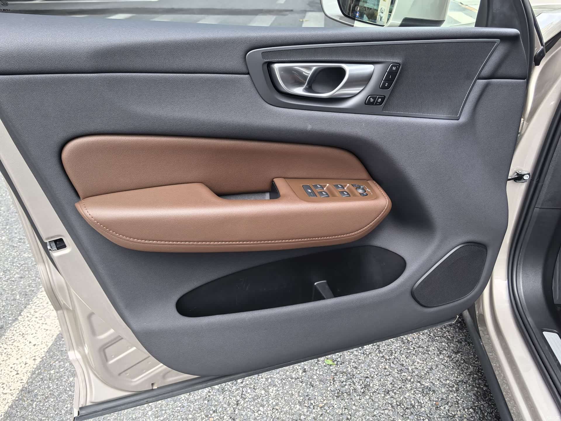 Volvo XC60, 2023 23