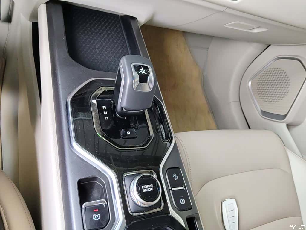 Geely Icon, 2023 14