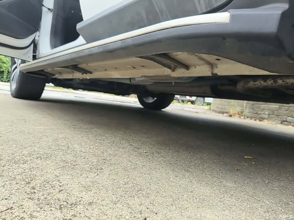 Roewe RX3, 2019 22