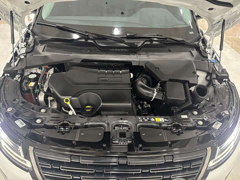 Land Rover Range Rover Aurora