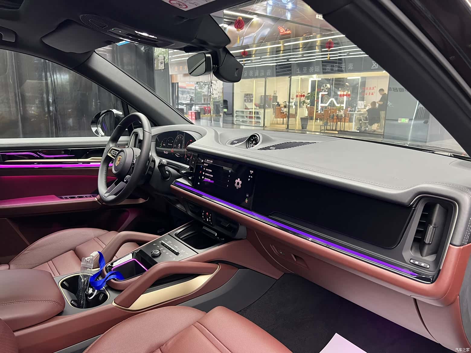 Porsche Cayenne, 2024 9