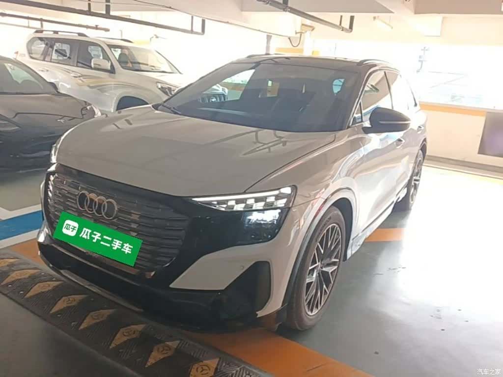 Audi Q5 e-tron, 2023 2