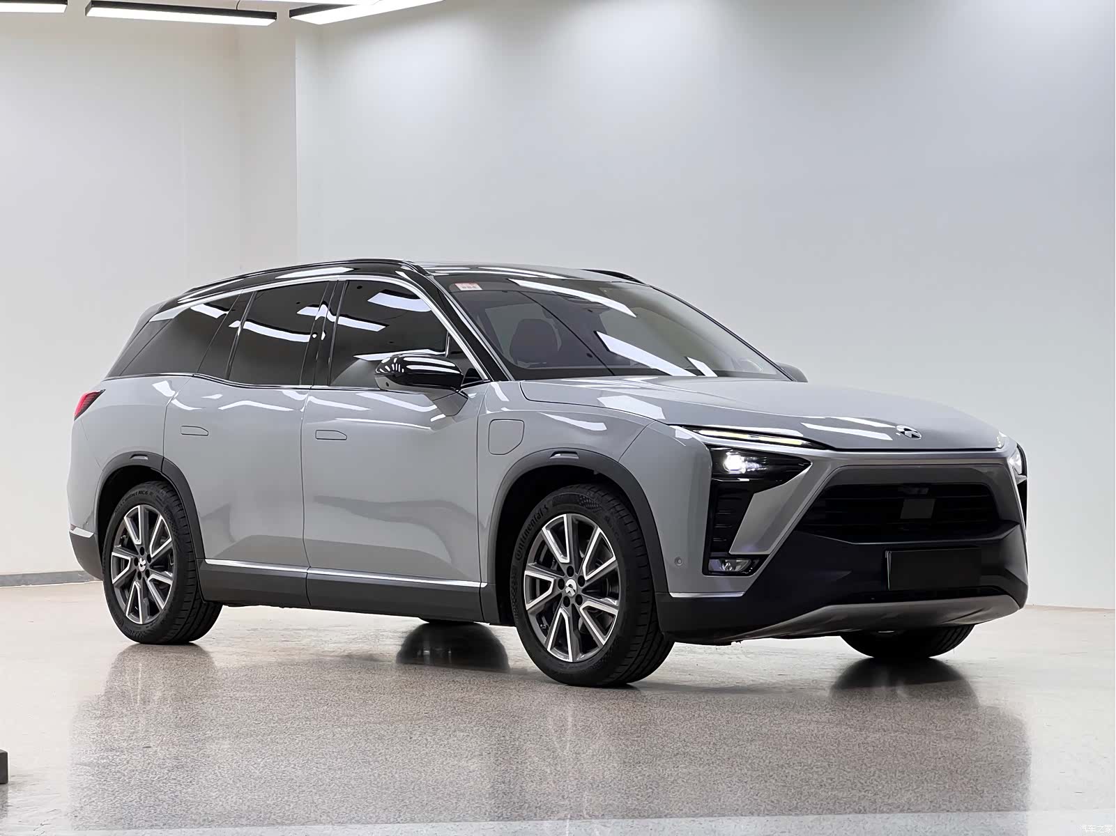NIO ES8, 2021 3