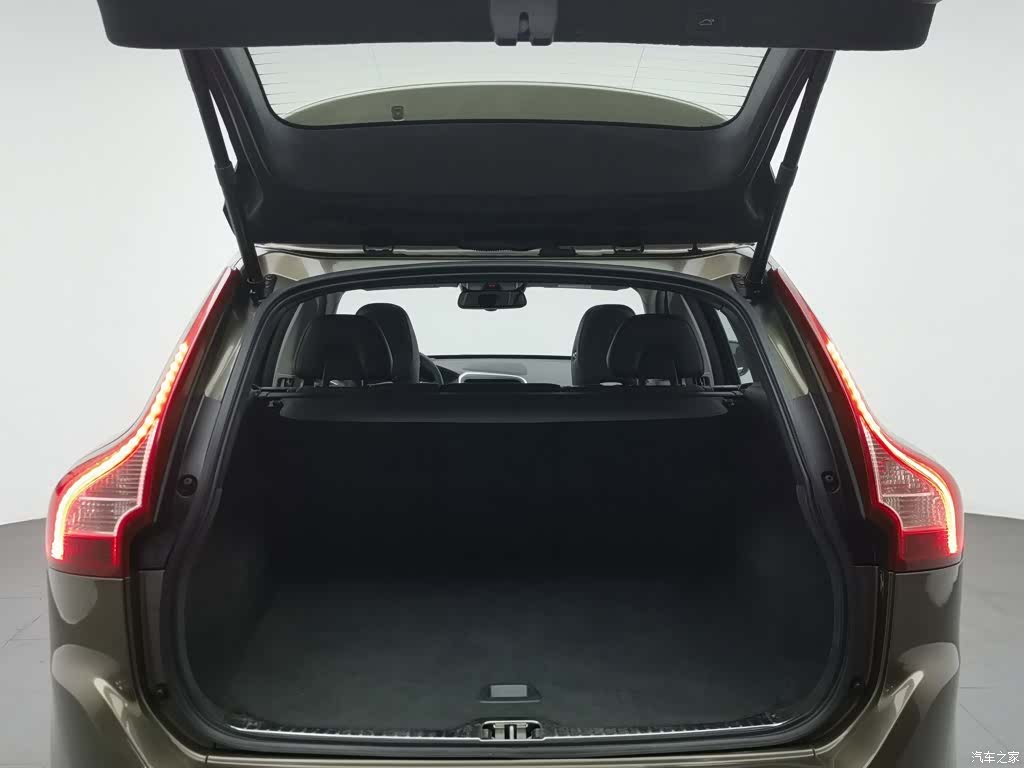 Volvo XC60, 2016 16