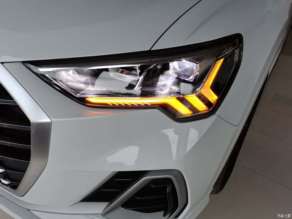Audi Q3, 2022 24