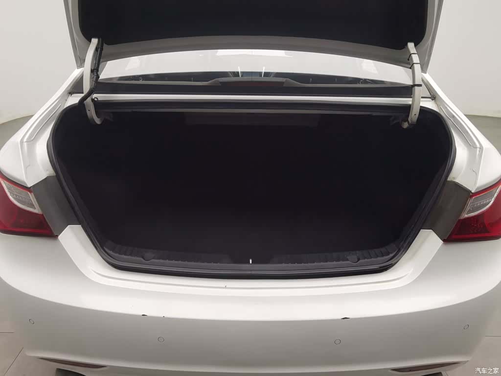Hyundai Sonata, 2014 16