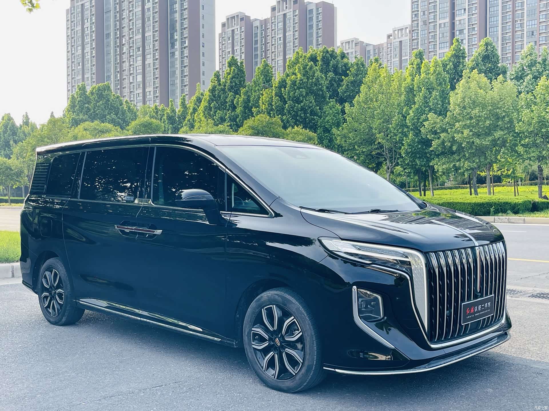 Hongqi HQ9, 2023 3