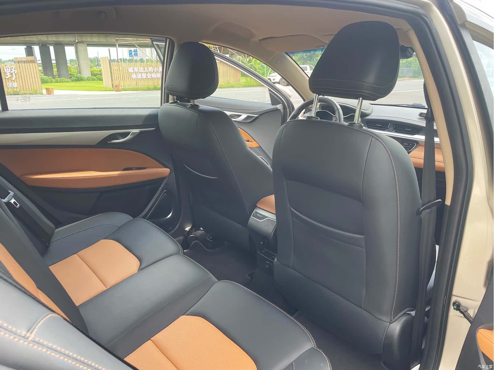 Geely S1, 2018 24