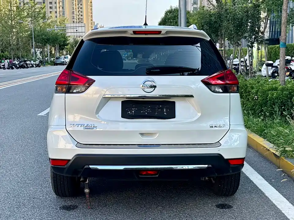 Nissan Qijun