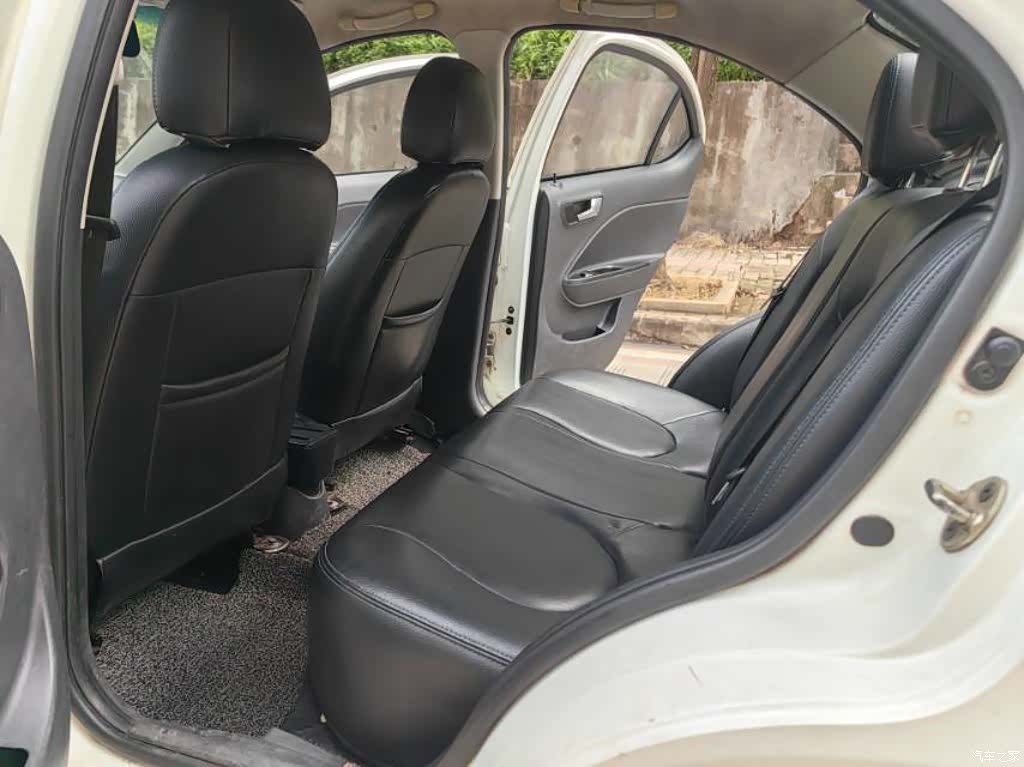 JAC iEV4, 2015 все фото