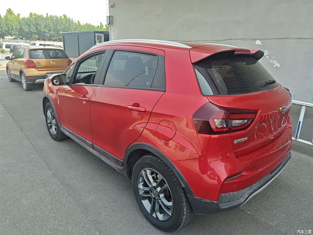 Geely X3, 2020 все фото
