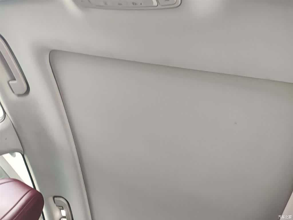 DongFeng AX7, 2021 18