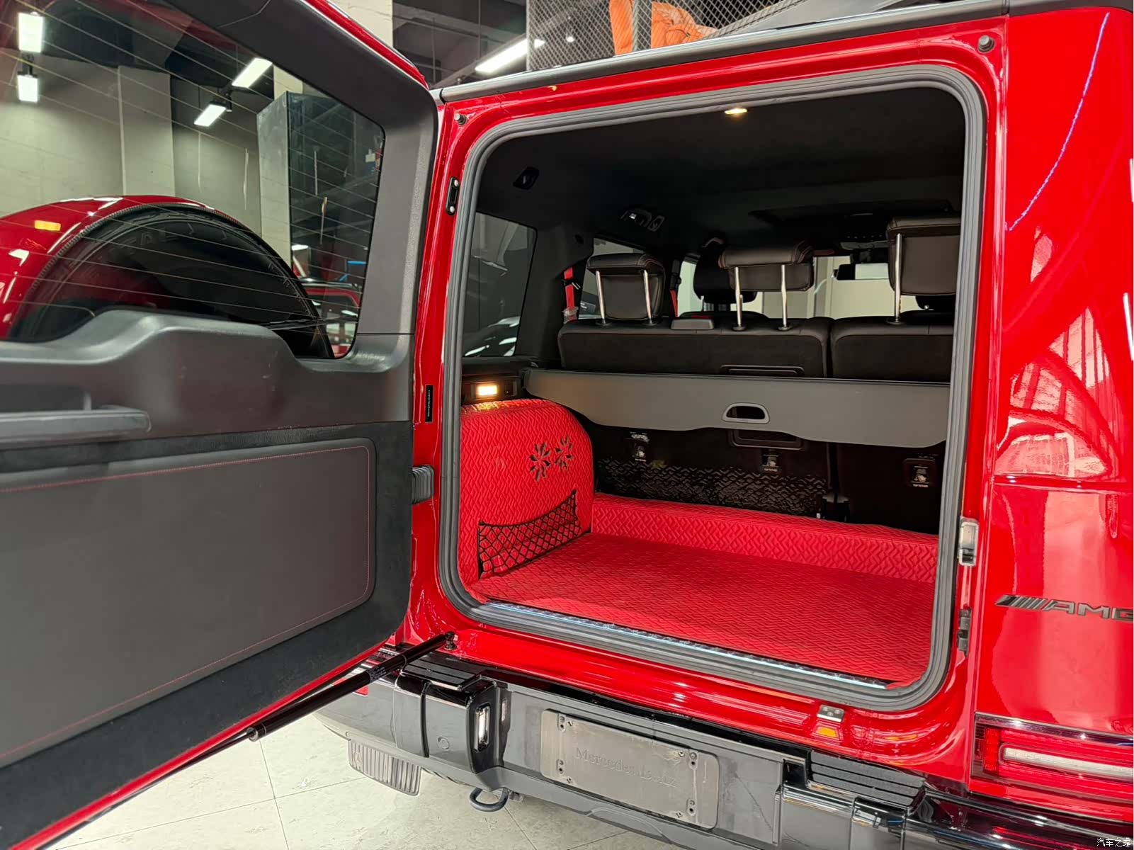 Mercedes-Benz G-Class, 2020 14