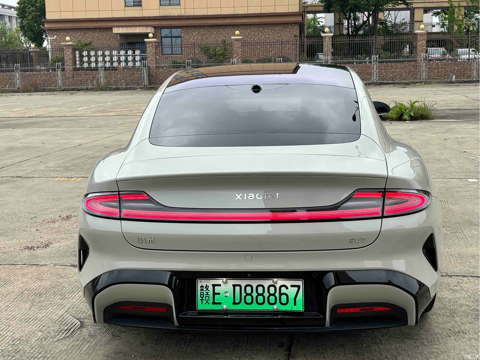Xiaomi SU7, 2025 11