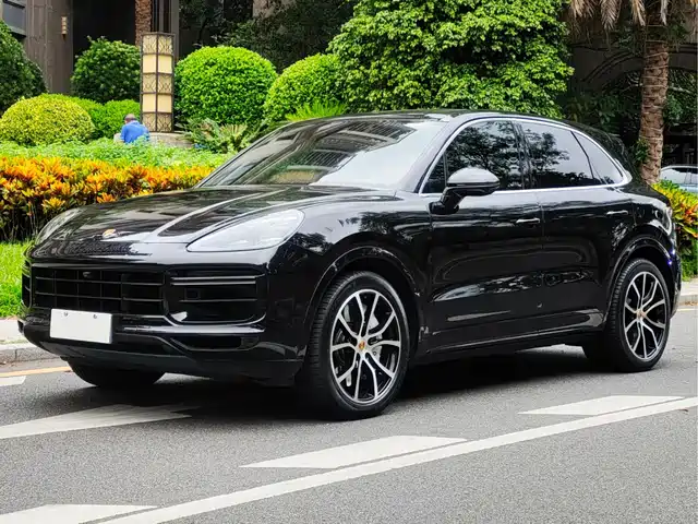 Porsche Cayenne 2019 — купить из Китая под заказ