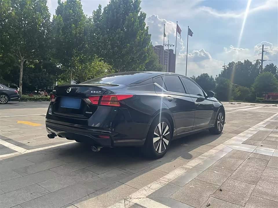 Nissan Teana Nissan Teana