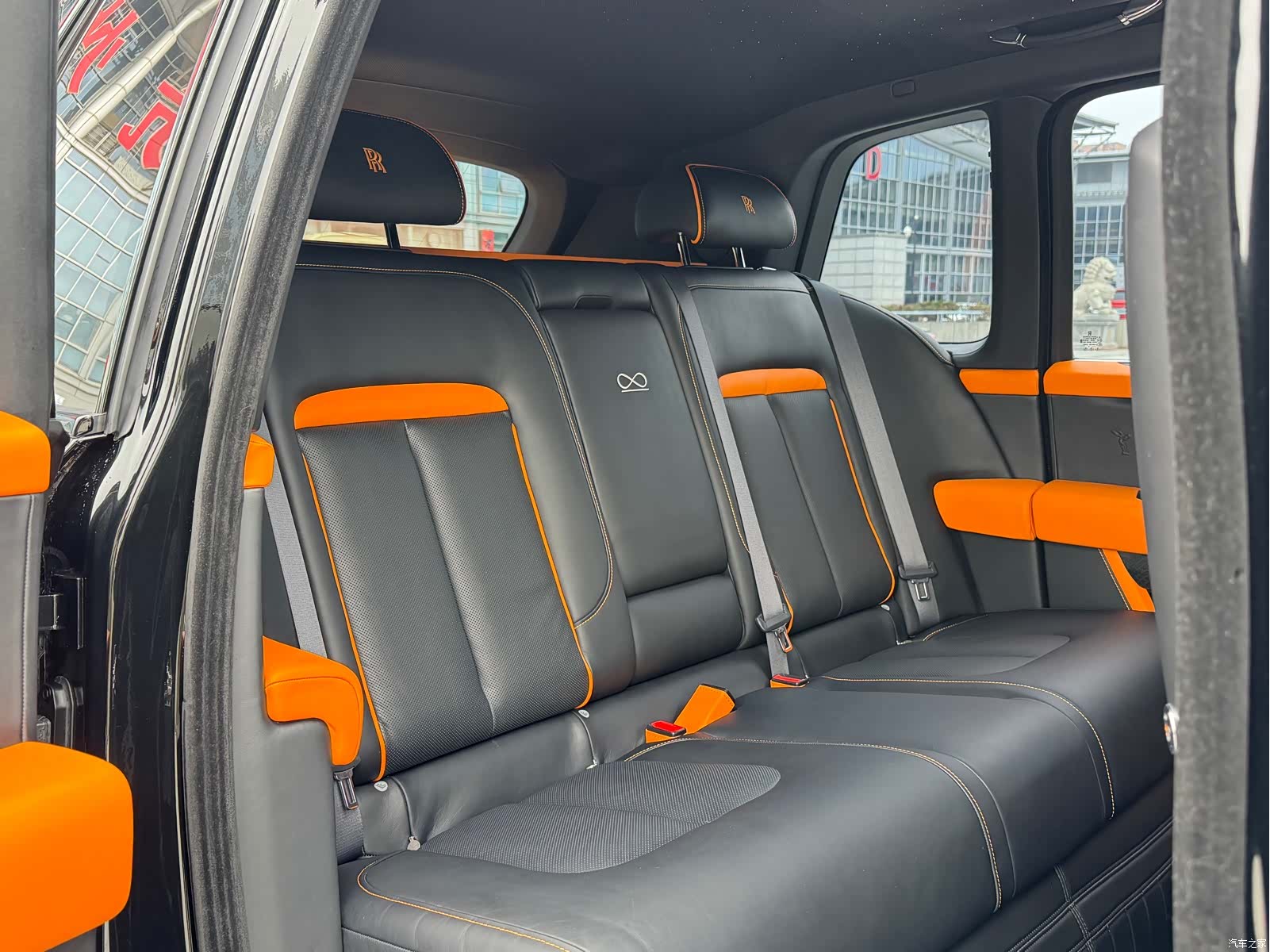 Rolls-Royce Cullinan, 2023 16
