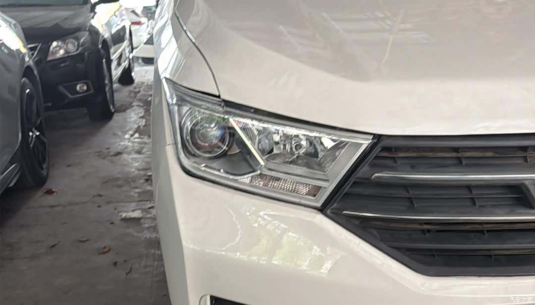 Wuling Hongguang, 2019 7