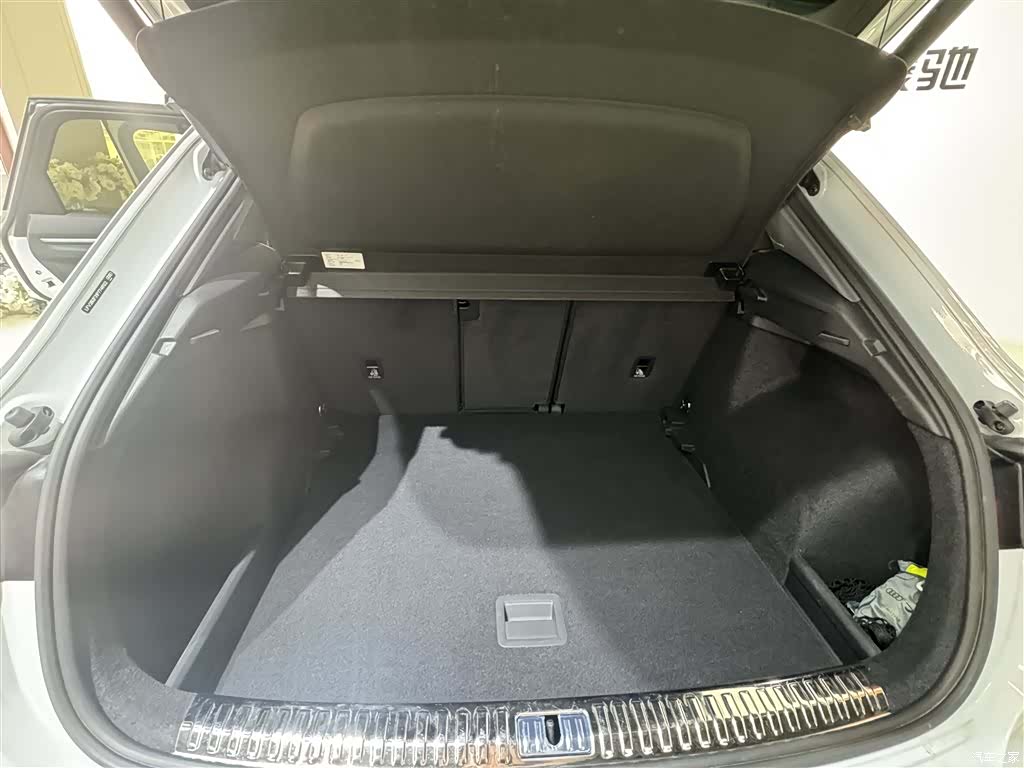 Audi Q3, 2024 11